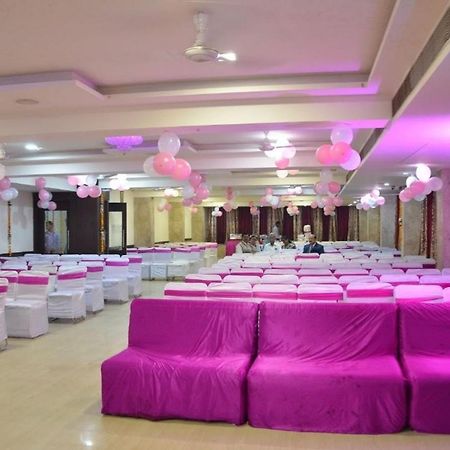 Hotel Radiance Gválijar Kültér fotó