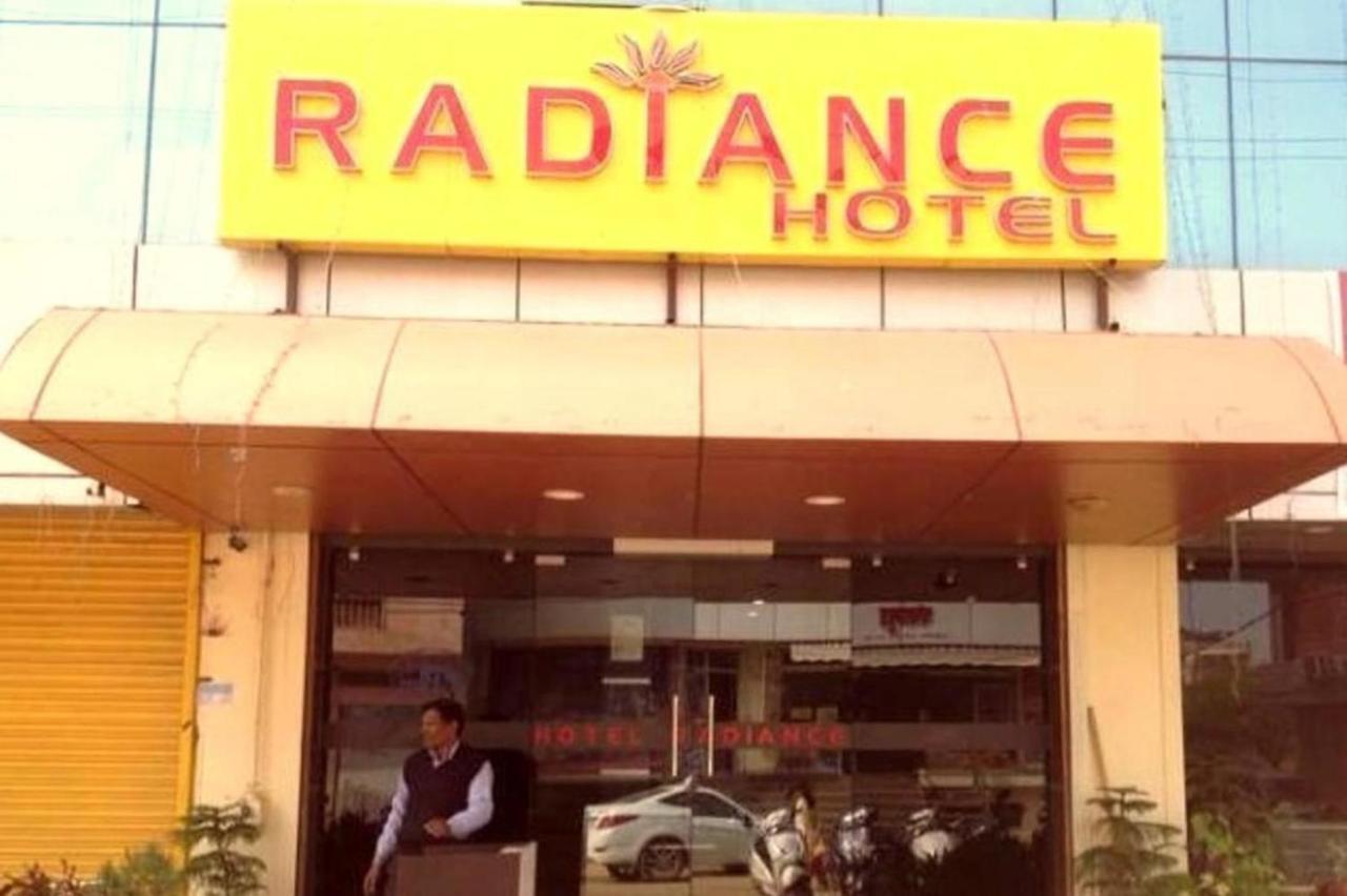 Hotel Radiance Gválijar Kültér fotó